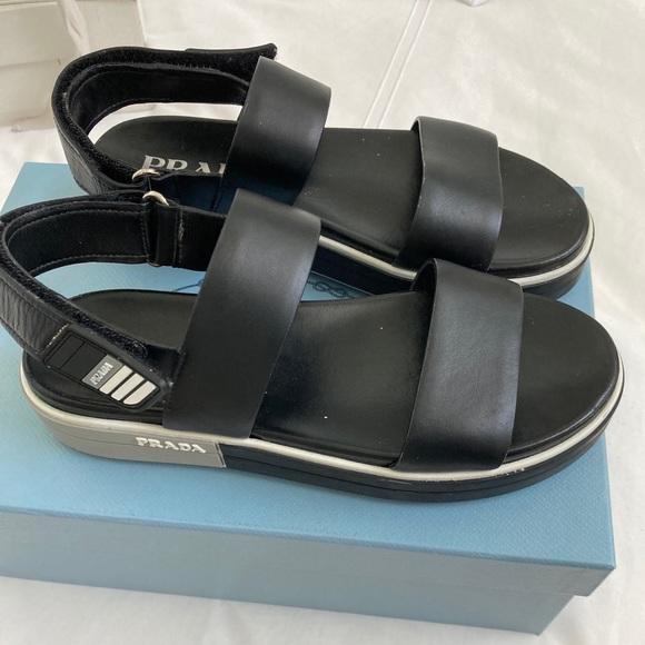 Prada sandals - Picture 3 of 8
